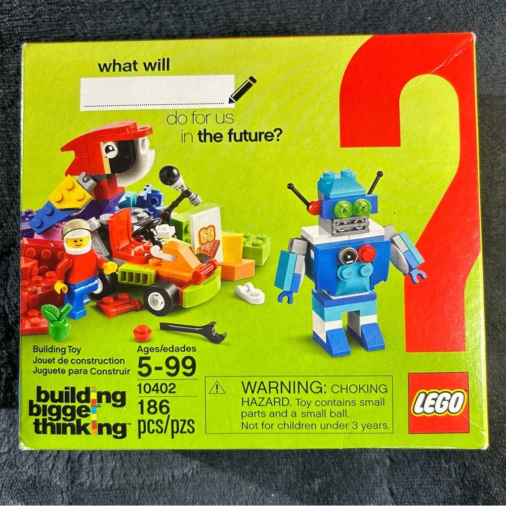 LEGO - Building Bigger Thinking - 10402 - Picture 1 of 8